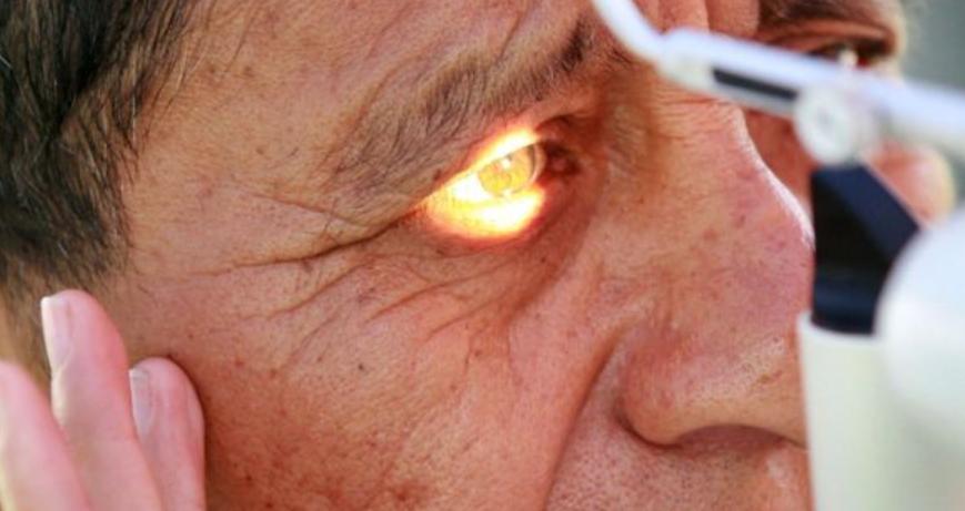 Is it possible to prevent the premature appearance of cataracts?